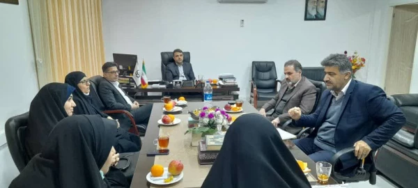 نشست هم اندیشی مسئولان دانشگاه فرهنگیان تهران با دانشجویان رشته آموزش ابتدایی 4