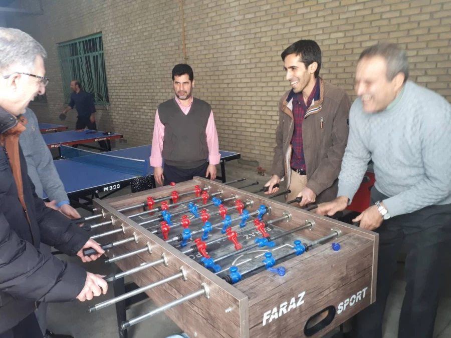 برگزاری مسابقات ورزشی همکاران به مناسبت دهه فجر
 9