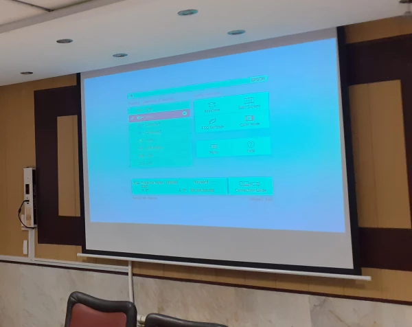 بهسازی سامانه صوتی و تصویری اتاق کنفرانس پردیس شهید چمران 2