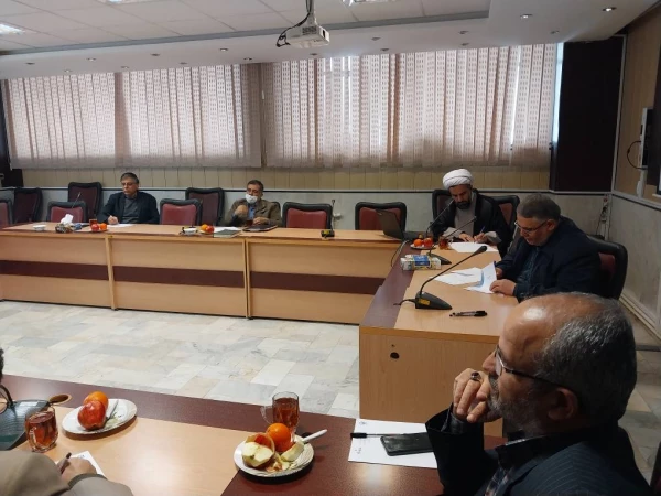 نشست آموزش دانش سیاسی با تاکید بر اندیشه سیاسی در ایران 4