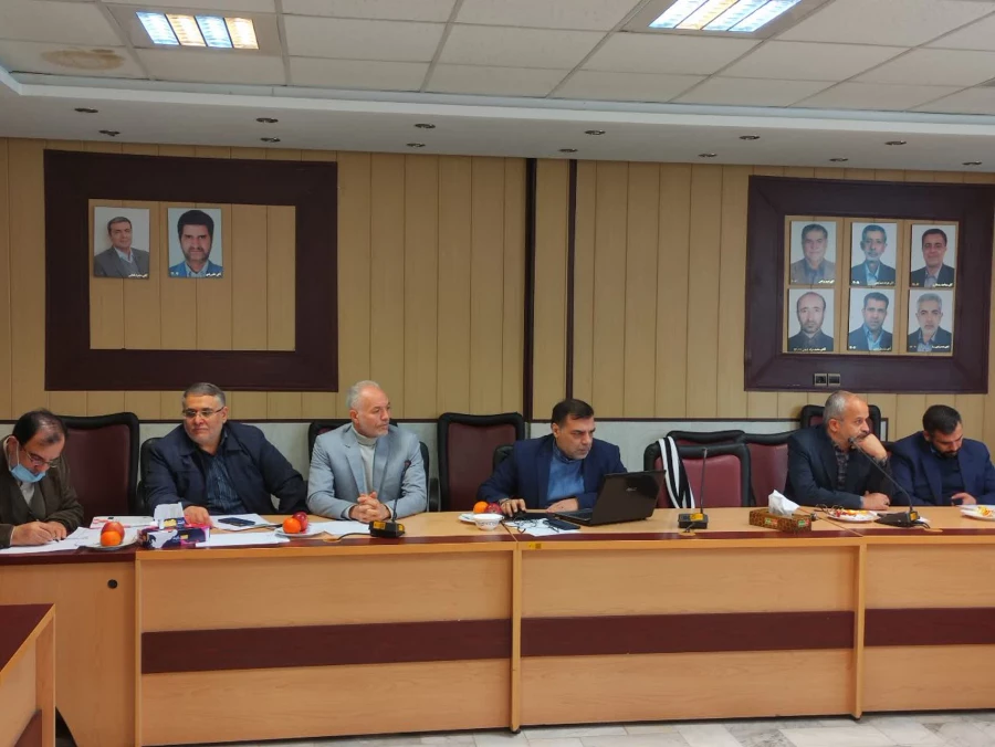 دومین جلسه دانش افزایی استادان پردیس شهید چمران با عنوان مناسبات فرهنگ و سیاست 3