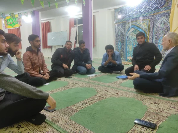 نشست معاون آموزشی، پژوهشی و فرهنگی با دانشجویان فعال فرهنگی
 3