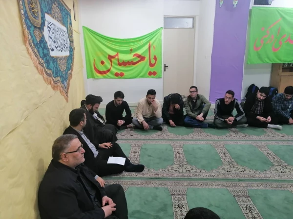 نشست صمیمی سرپرست پردیس شهید چمران با دانشجویان اعزامی به راهیان نور
 7