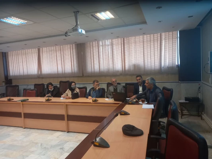 برگزاری کارگاه کیفیت بخشی به تکالیف عملکردی و ترغیب اساتید کلیه رشته ها برای مشارکت و فراخوانی دانشجویان جهت شرکت در جشنواره تدریس برتر 4