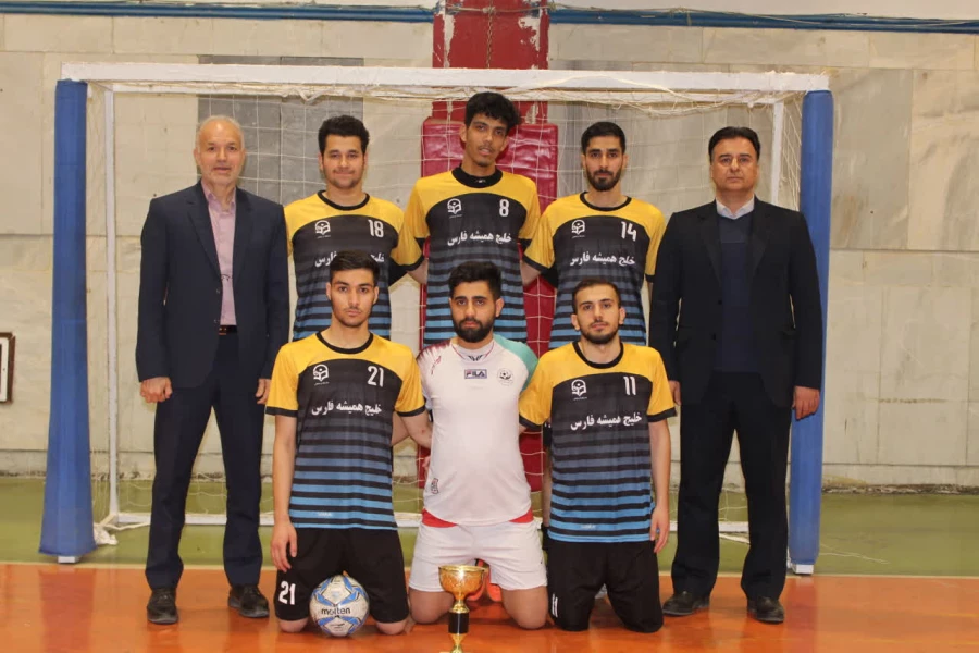 پایان اولین دوره لیگ بازیهای فوتسال دانشگاه فرهنگیان گرامیداشت شهدای تربیت معلم 4