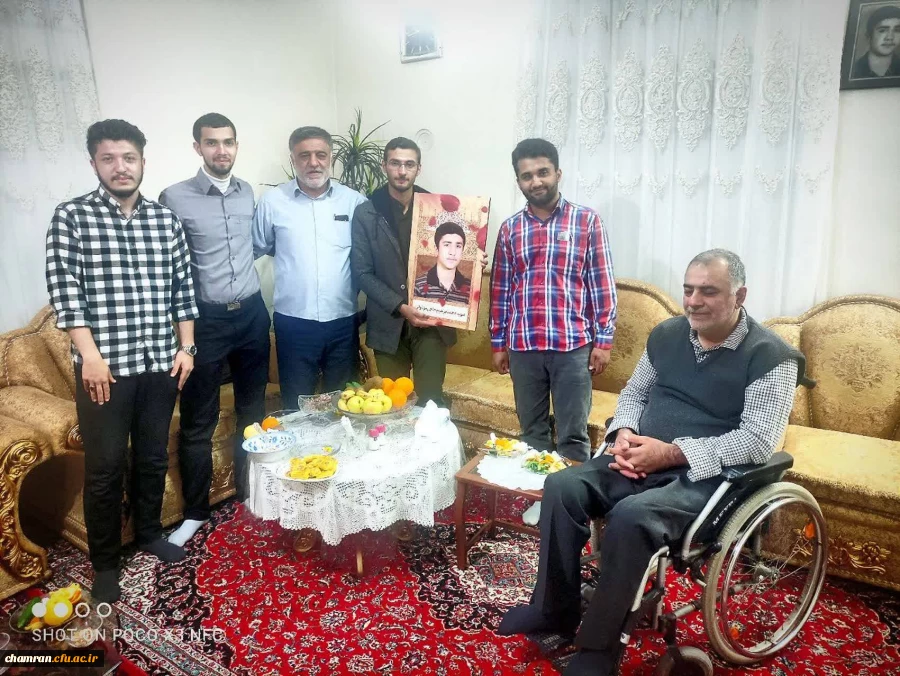 دیدار با خانواده ایثارگر مزدرانی در آخرین پنجشنبه سال  2