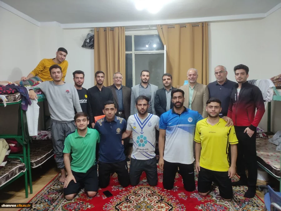 دیدار صمیمی هیات رئیسه پردیس شهید چمران با دانشجومعلمان خوابگاهی
 2