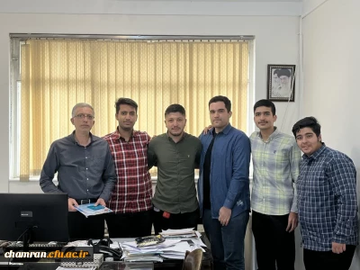 تقدیر دانشجویان از زحمات آقای دشتی مسئول آموزش پردیس شهید چمران