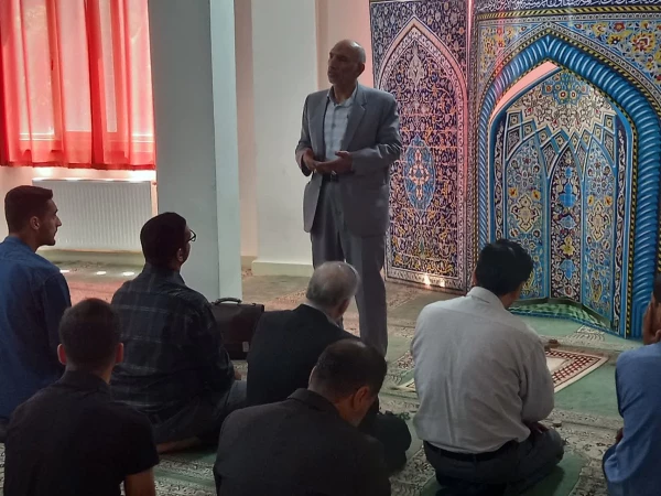 سخنرانی به مناسبت بزرگداشت روز معلم
 5