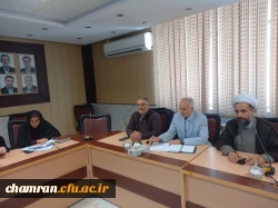 برگزاری نشست توجیهی درباره تکمیل رهنامه
 6