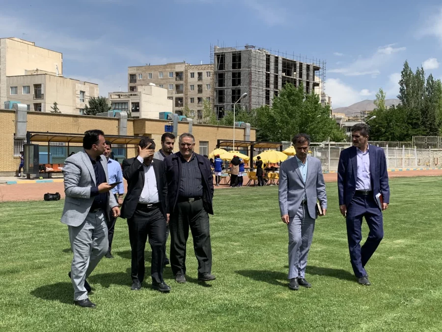 بازدید دکتر اولی از برگزاری مسابقات فریزبی 4