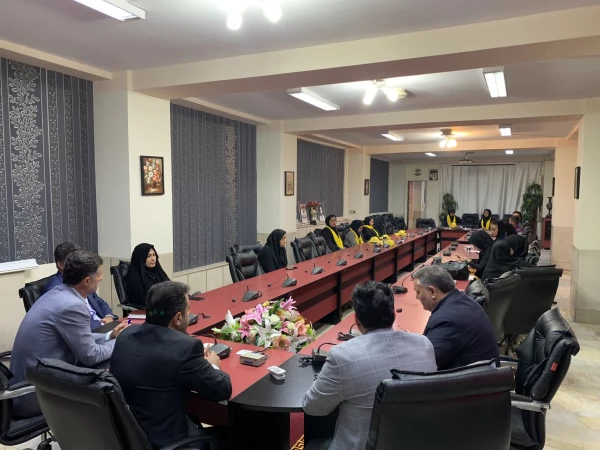 بازدید دکتر اولی از برگزاری مسابقات فریزبی 5