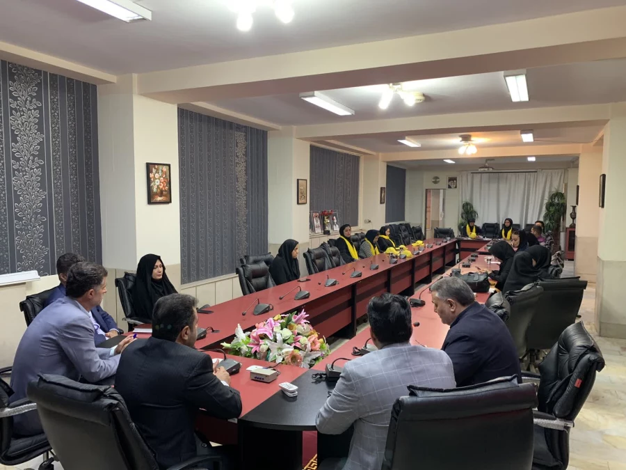 بازدید دکتر اولی از برگزاری مسابقات فریزبی 5