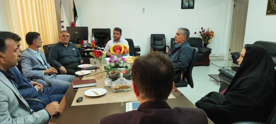 بازدید دکتر اولی از برگزاری مسابقات فریزبی 8