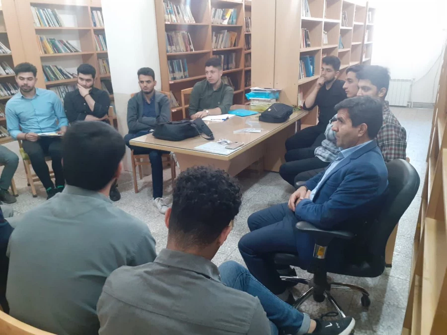 نشست شورای پژوهش دانشجویی در پردیس شهید چمران 3