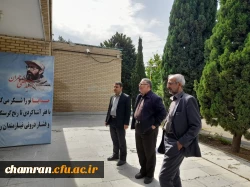 بازدید دکتر اولی از انتخابات شورای صنفی پردیس شهید چمران 7