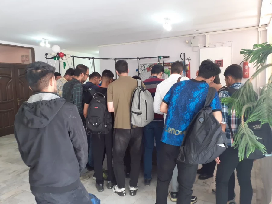 برگزاری انتخابات شورای صنفی رفاهی پردیس شهید چمران
 5