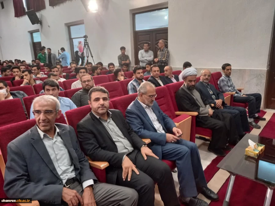 نشست صمیمی استادان، کارکنان و دانشجومعلمان دانشگاه فرهنگیان با آقای دکتر سید محمد حسینی معاونت پارلمانی ریاست جمهور 4