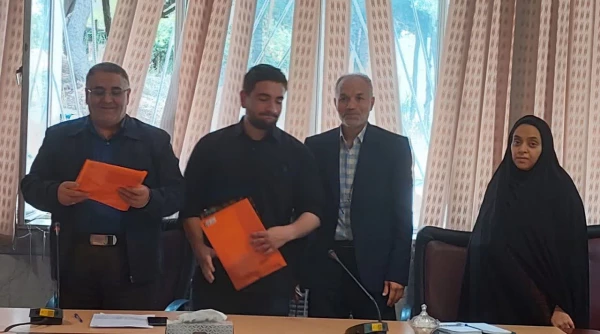 مراسم تودیع و معارفه اعضای شورای صنفی پردیس شهید چمران
 6