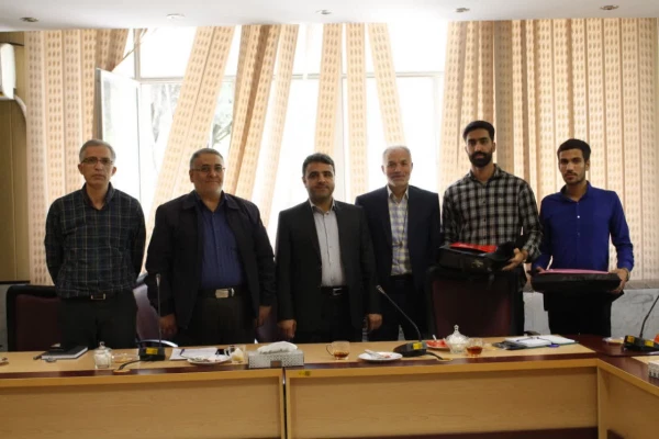 مراسم تودیع و معارفه اعضای شورای صنفی پردیس شهید چمران
 7