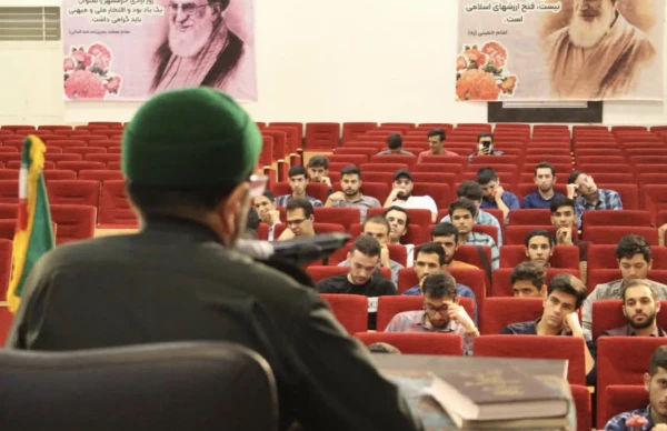 دوره آموزشی تربیتی معراج با سخنرانی استاد محمد اکرمی 7