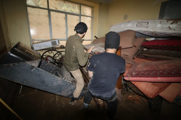 اردوی جهادی دانشجویان پردیس شهید چمران و مراکز تابعه برای کمک به مناطق سیل زده 5