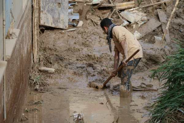 اردوی جهادی دانشجویان پردیس شهید چمران و مراکز تابعه برای کمک به مناطق سیل زده 8