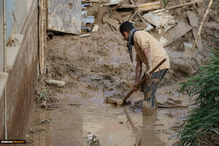 اردوی جهادی دانشجویان پردیس شهید چمران و مراکز تابعه برای کمک به مناطق سیل زده 8