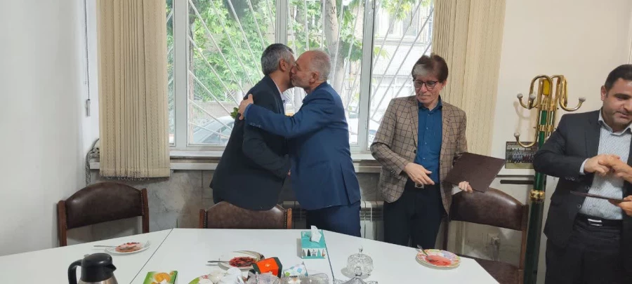 تودیع و معارفه مدیران گروه های آموزشی علوم تربیتی و مشاوره پردیس شهید چمران 5