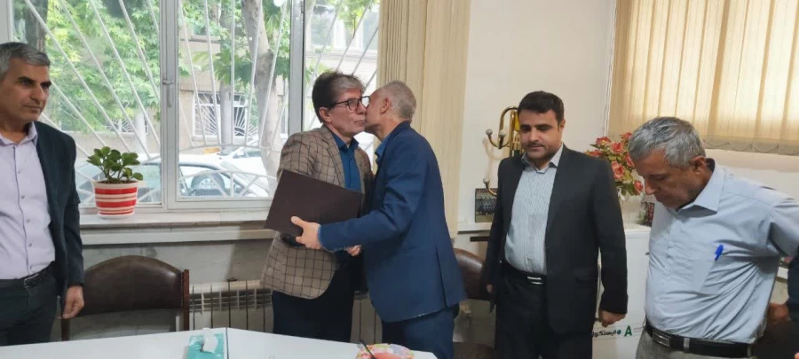 تودیع و معارفه مدیران گروه های آموزشی علوم تربیتی و مشاوره پردیس شهید چمران 9