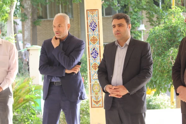 اعزام تیم فوتسال پردیس شهید چمران برای شرکت در مسابقات کشوری 6