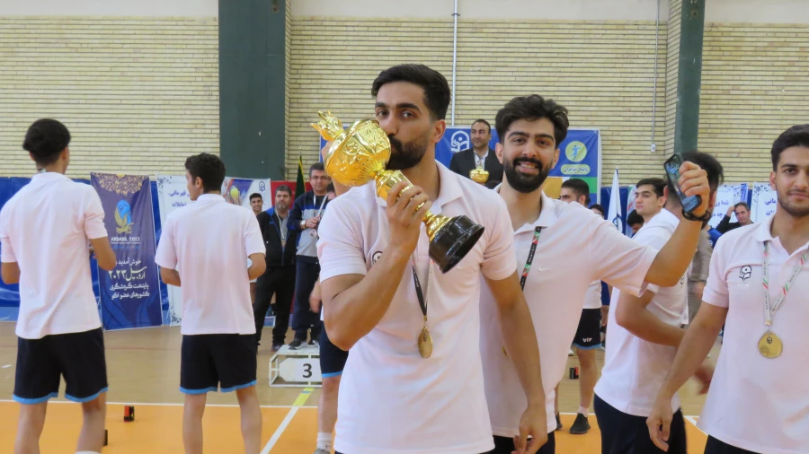 قهرمانی تیم فوتسال استان تهران در لیگ کشوری فوتسال دانشجو معلمان پسر دانشگاه فرهنگیان
 4