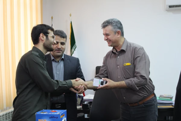 مراسم اهدای جوایز به برگزیدگان مسابقات خوابگاهی
 7