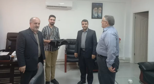 تقدیر از آقای سجاد رضوانی نفر چهارم مسابقات قرآن و عترت کشوری در رشته دعا خوانی صحیفه سجادیه 3