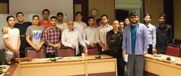 برگزاری کارگاه شیوه های نوین آموزش دینی به دانش آموزان
 2