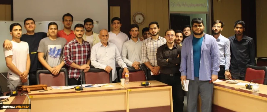 برگزاری کارگاه شیوه های نوین آموزش دینی به دانش آموزان
 2