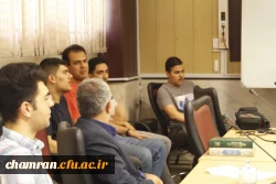 برگزاری کارگاه شیوه های نوین آموزش دینی به دانش آموزان
 5