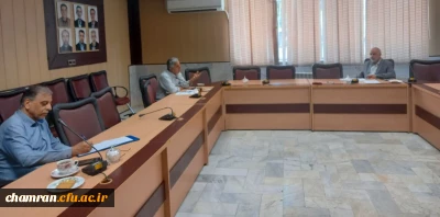 نشست مدیران گروههای آموزشی پردیس شهید چمران