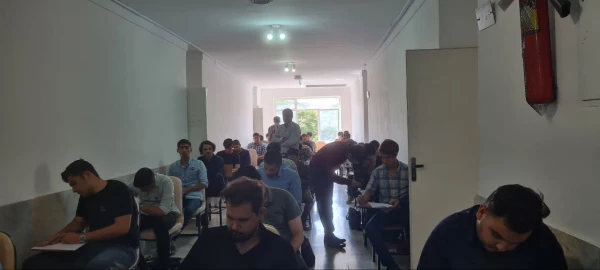 پایان امتحانات نیمسال دوم تحصیلی ۱۴۰۲–۱۴۰۱
 5