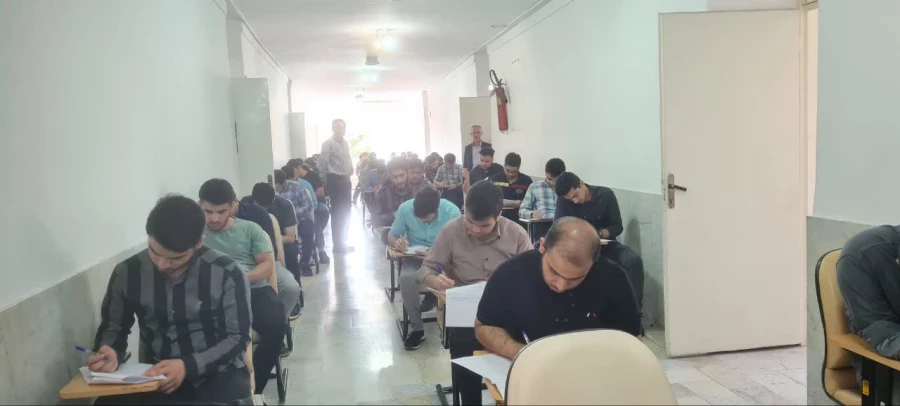 پایان امتحانات نیمسال دوم تحصیلی ۱۴۰۲–۱۴۰۱
 7