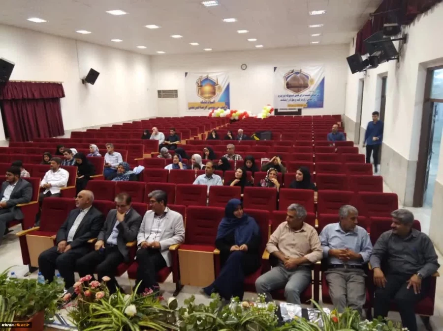 تجلیل از برگزیدگان دهمین جشنواره تدریس برتر در پردیس شهید چمران 5