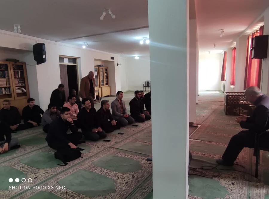 سخنرانی درباره اهمیت عاشورا و نهضت امام حسین علیه السلام 10