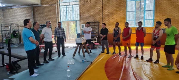 نشست توجیهی و تمرین تیم انتخابی کشتی 3