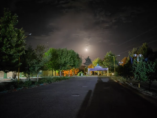 چشم انداز پردیس شهید چمران در شب 3