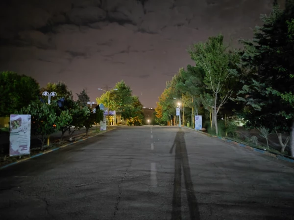 چشم انداز پردیس شهید چمران در شب 5