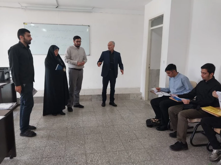 بازدید از روند ارزیابی داوطلبان چند برابر ظرفیت در پردیس شهید چمران 4