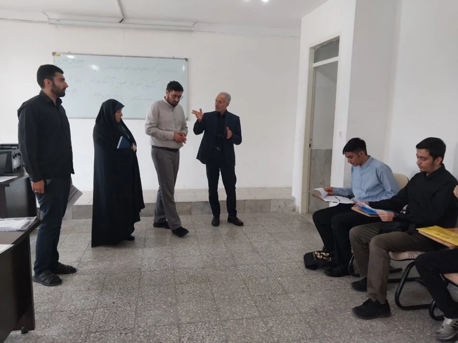 بازدید از روند ارزیابی داوطلبان چند برابر ظرفیت در پردیس شهید چمران 5