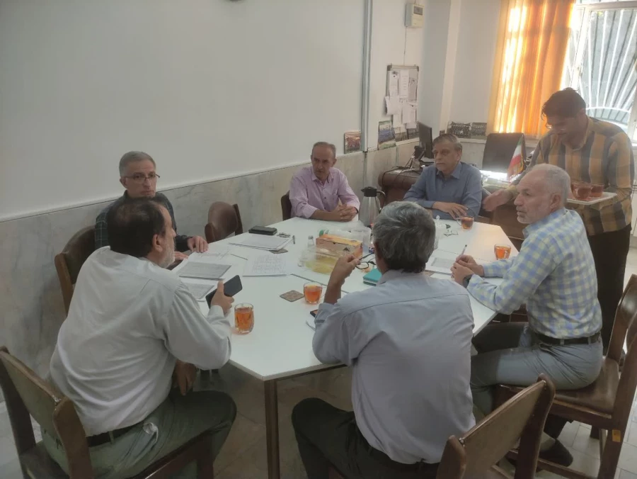 نشست مدیران گروه های آموزشی با معاونت آموزشی و واحد آموزش 5