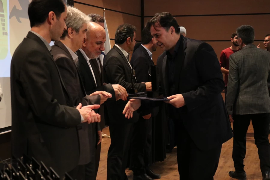 آیین تجلیل از مدال آوران و قهرمانان دانشجومعلم استان تهران در المپیادهای ورزشی
 3