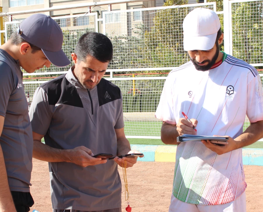 برگزاری مسابقات دو میدانی به مناسبت هفته تربیت بدنی 5